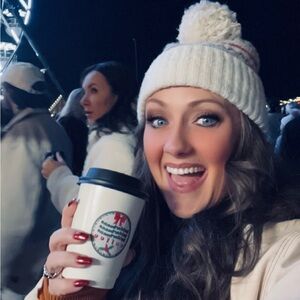 Meet your Posher, Candie